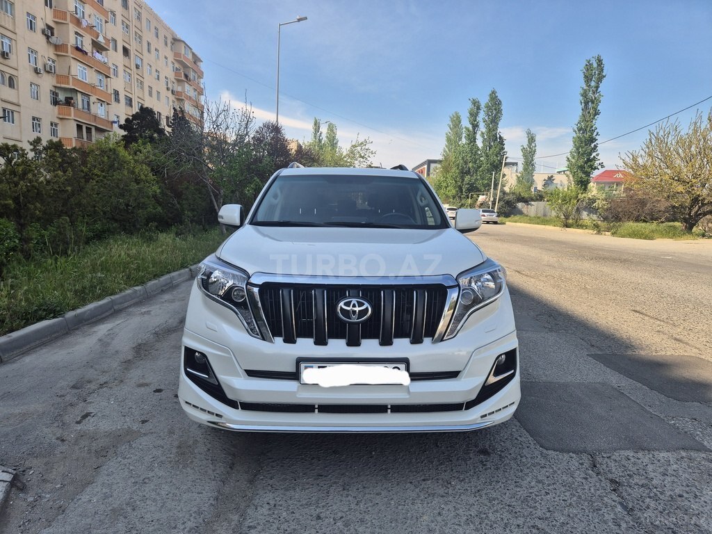 Toyota Land Cruiser Prado