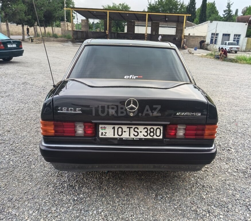 Mercedes 190