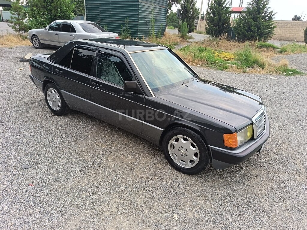 Mercedes 190