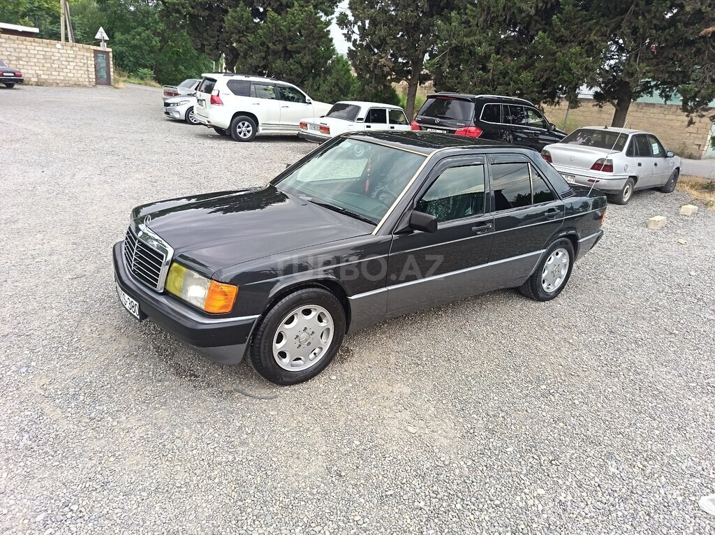 Mercedes 190