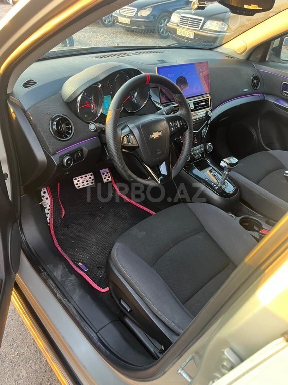 Chevrolet Cruze