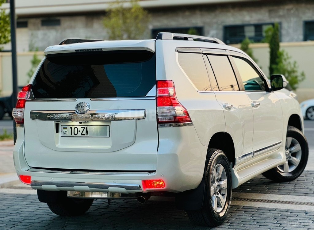 Toyota Land Cruiser Prado
