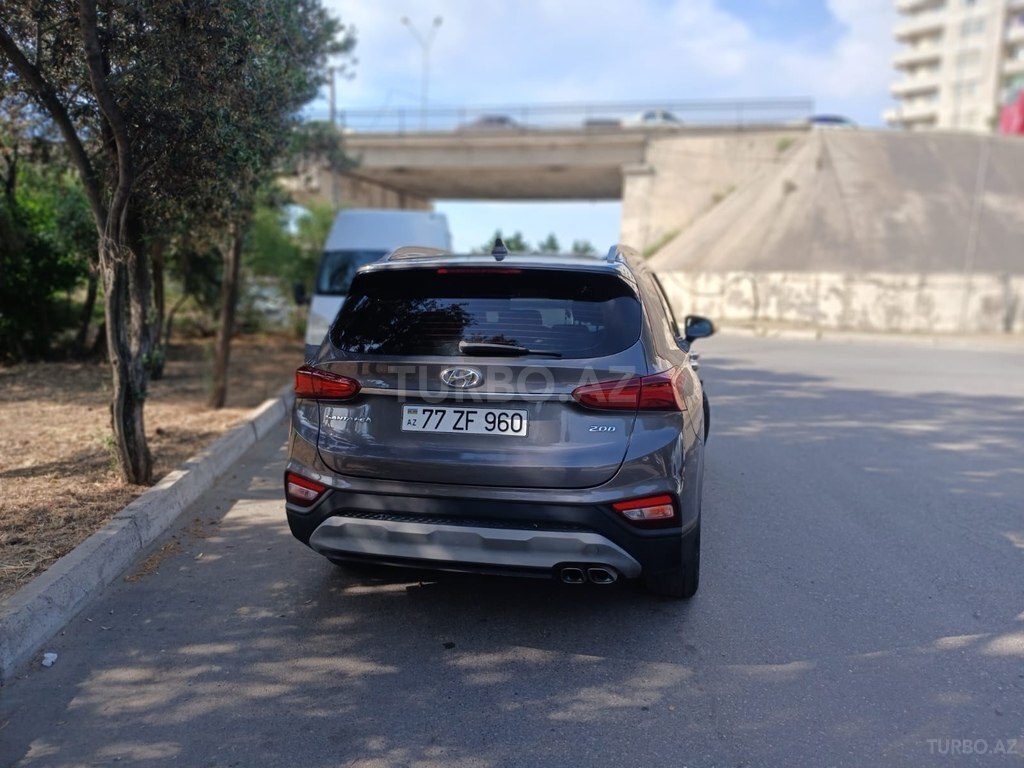 Hyundai Santa Fe