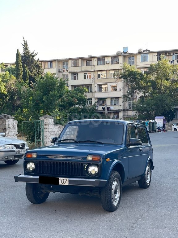 LADA (VAZ) Niva