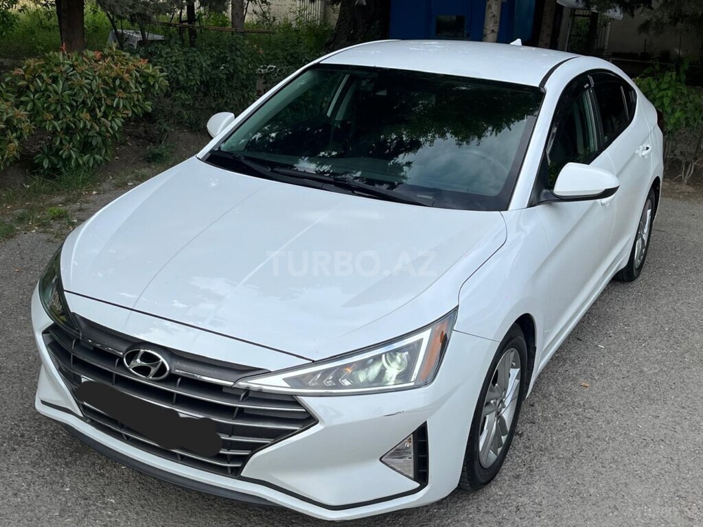 Hyundai Elantra