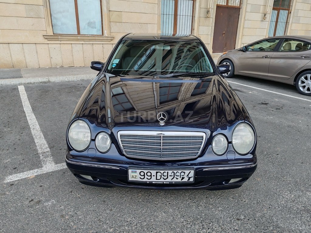 Mercedes E 270