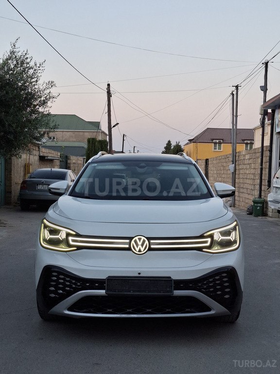 Volkswagen ID.6 Crozz