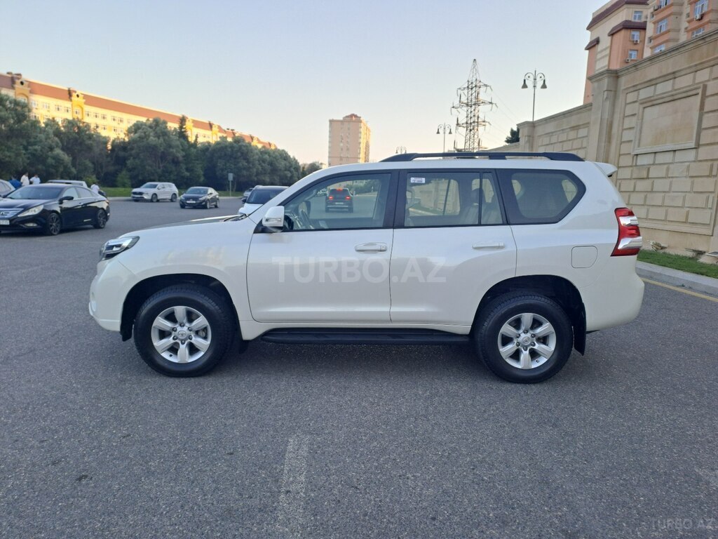 Toyota Land Cruiser Prado