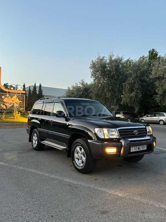 Toyota Land Cruiser