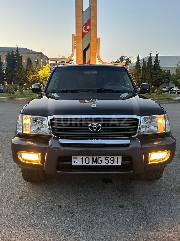Toyota Land Cruiser
