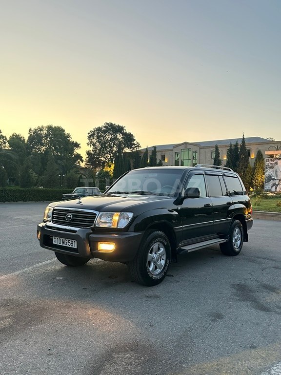 Toyota Land Cruiser