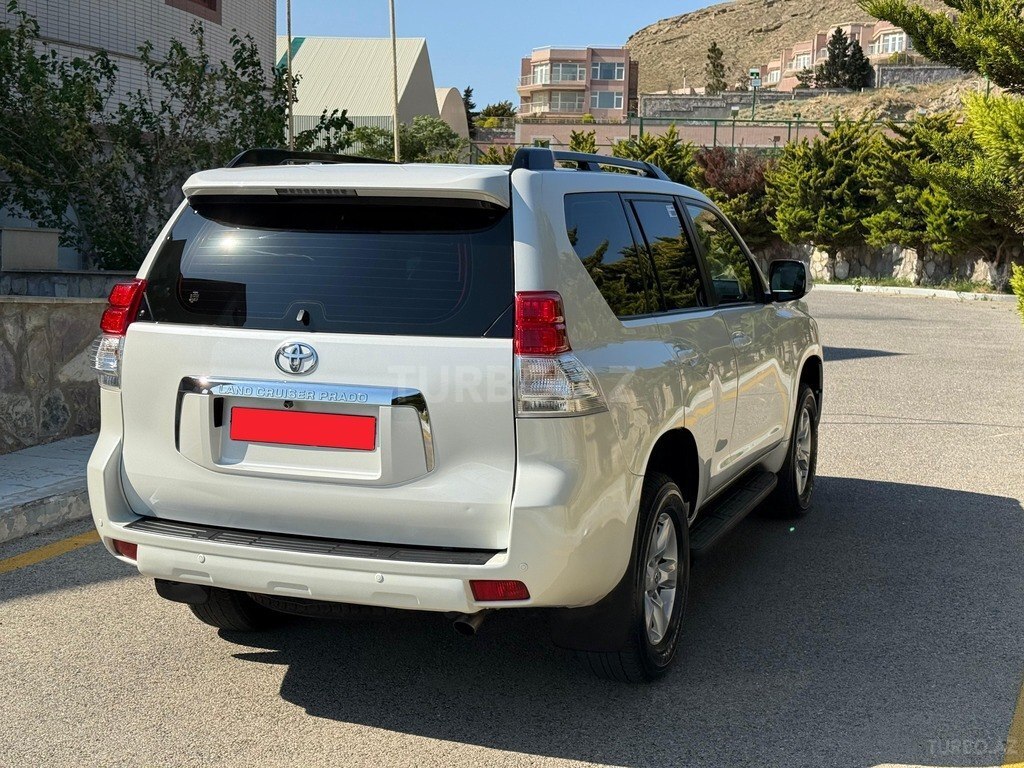 Toyota Land Cruiser Prado