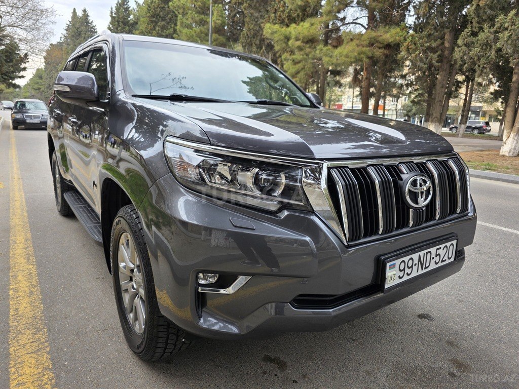 Toyota Land Cruiser Prado