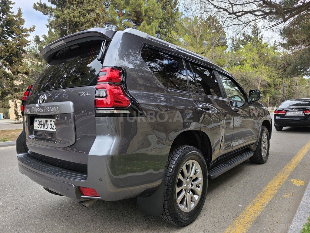 Toyota Land Cruiser Prado