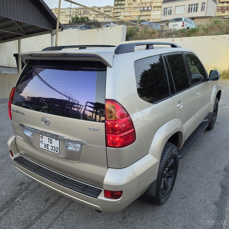 Toyota Land Cruiser Prado