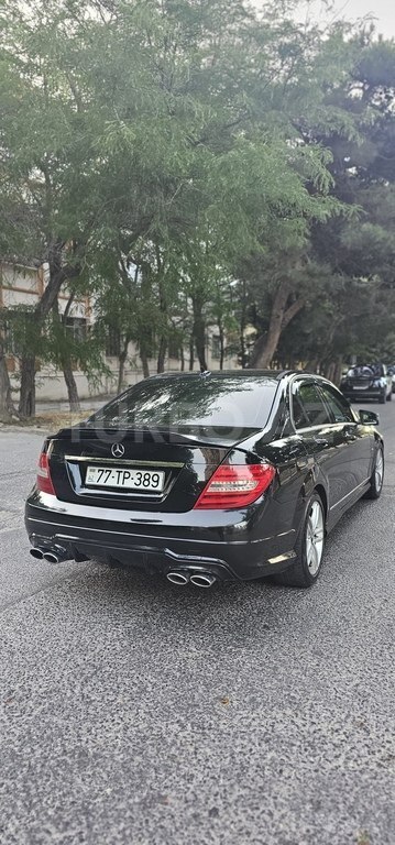Mercedes C 180