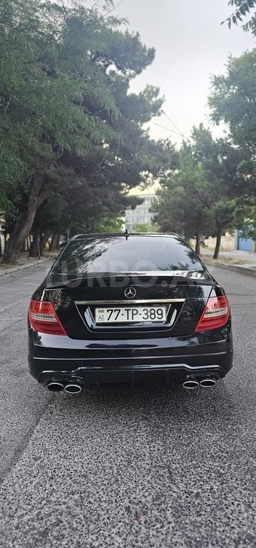 Mercedes C 180