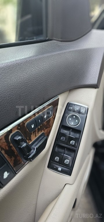 Mercedes C 180
