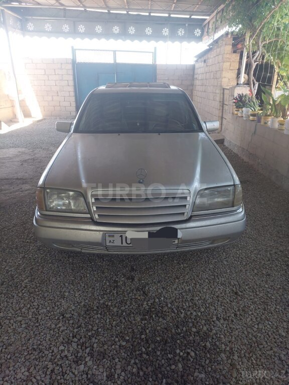 Mercedes C 220