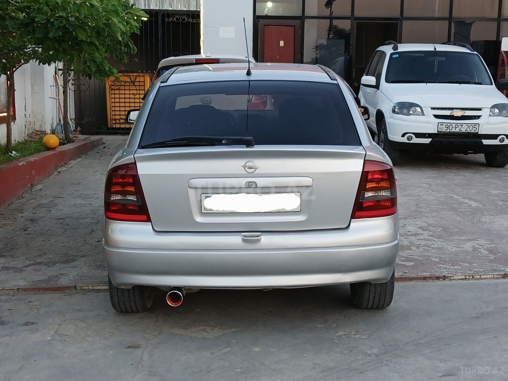 Opel Astra