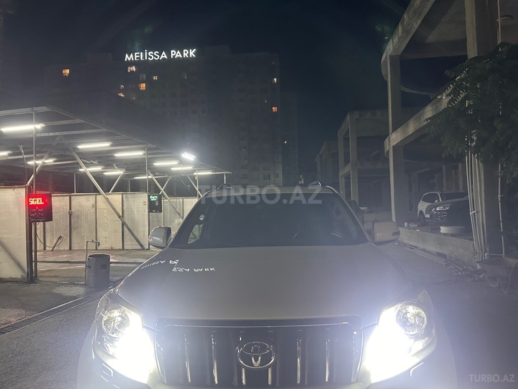 Toyota Land Cruiser Prado