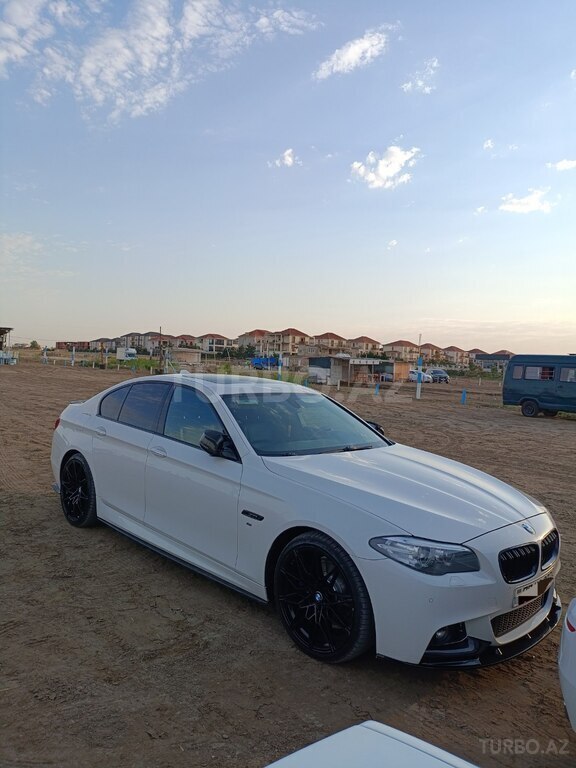 BMW 528