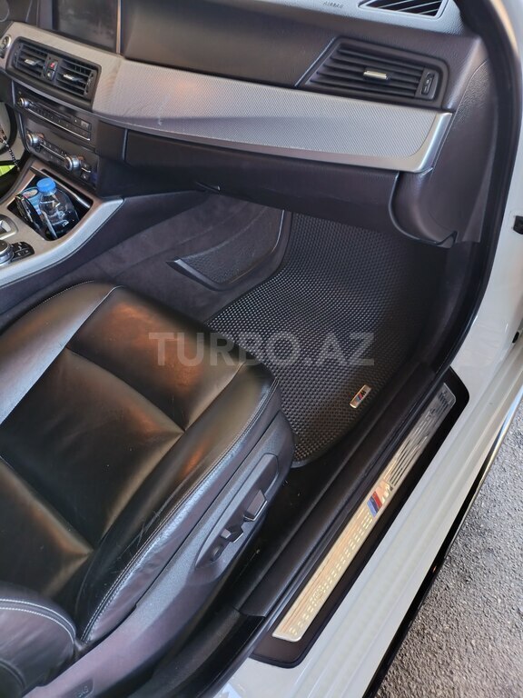 BMW 528