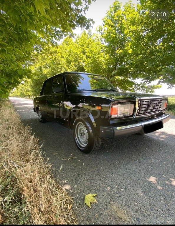 LADA (VAZ) 2107