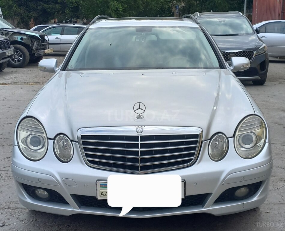 Mercedes E 220
