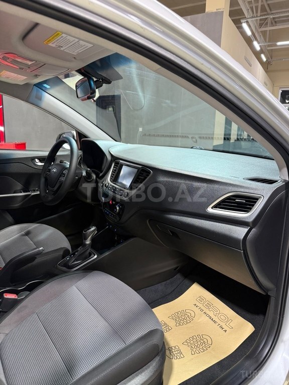 Hyundai Accent