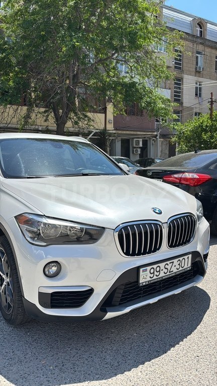 BMW X1