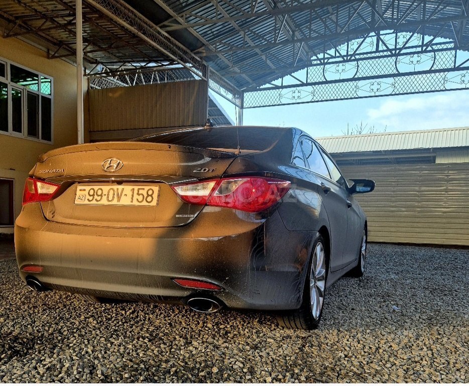 Hyundai Sonata
