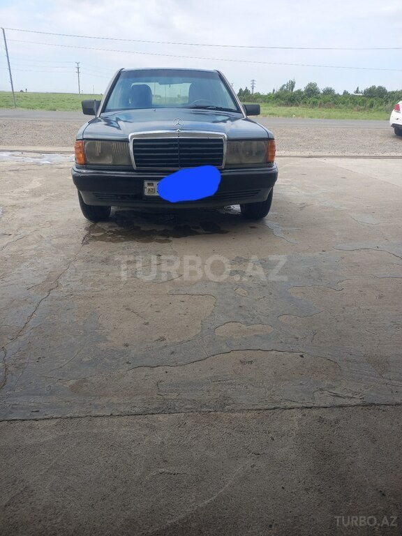Mercedes 190