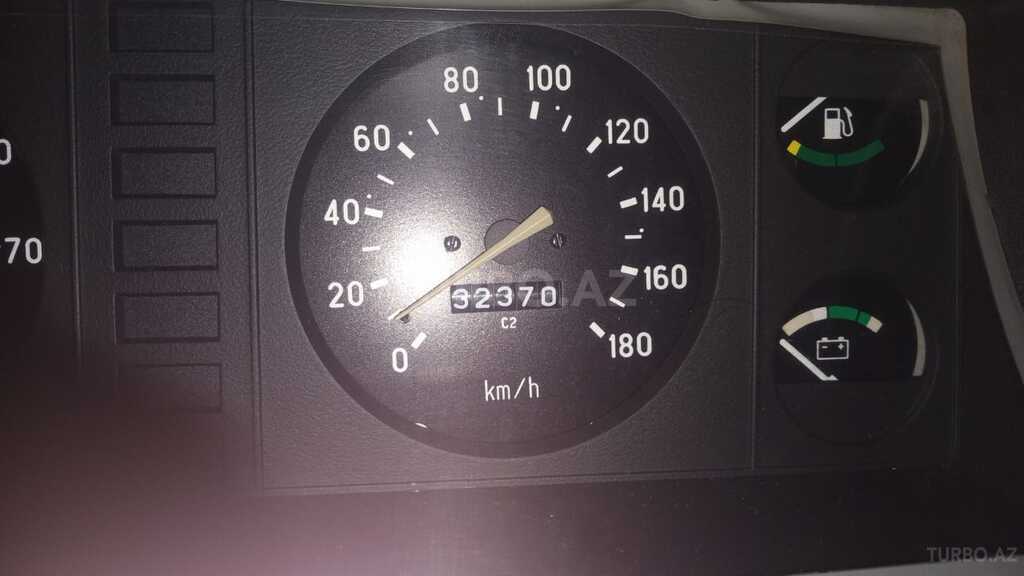 LADA (VAZ) 2107