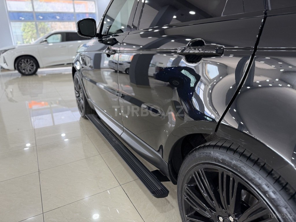 Land Rover RR Sport