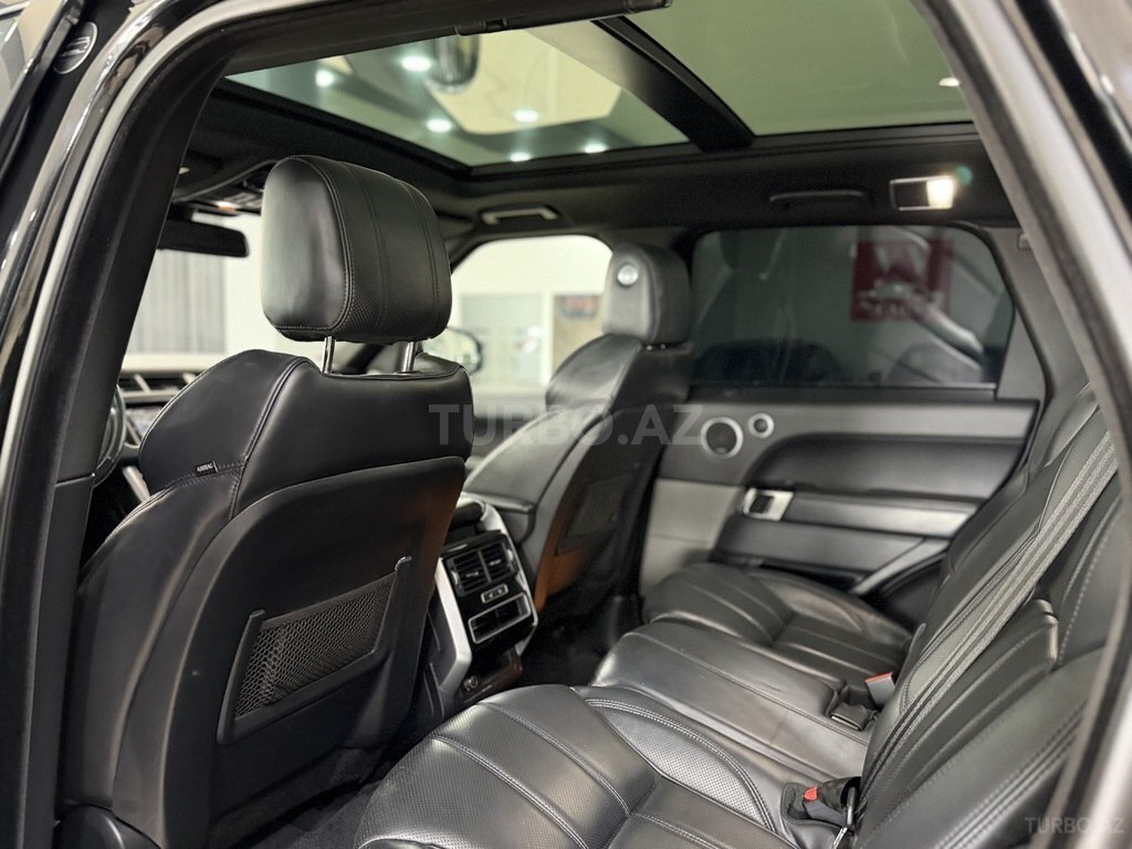 Land Rover RR Sport