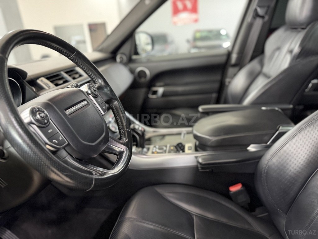 Land Rover RR Sport