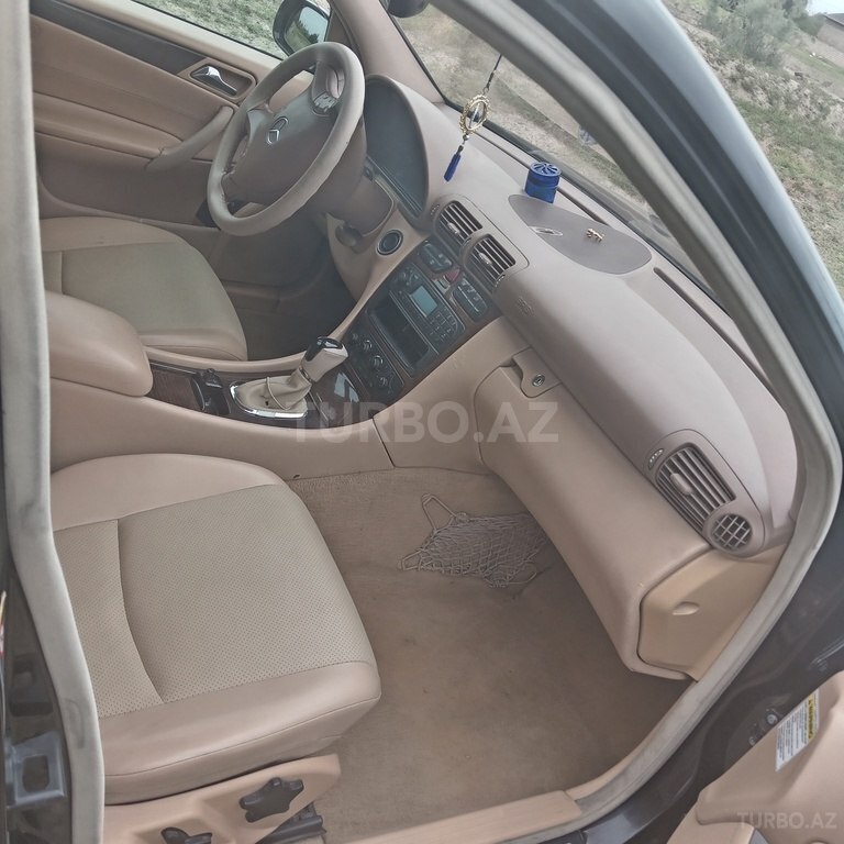 Mercedes C 240 4MATIC