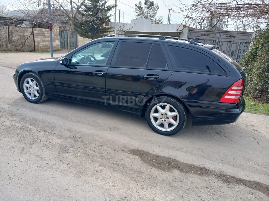 Mercedes C 220