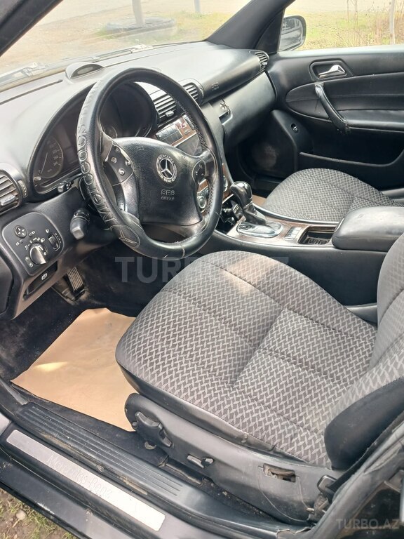 Mercedes C 220