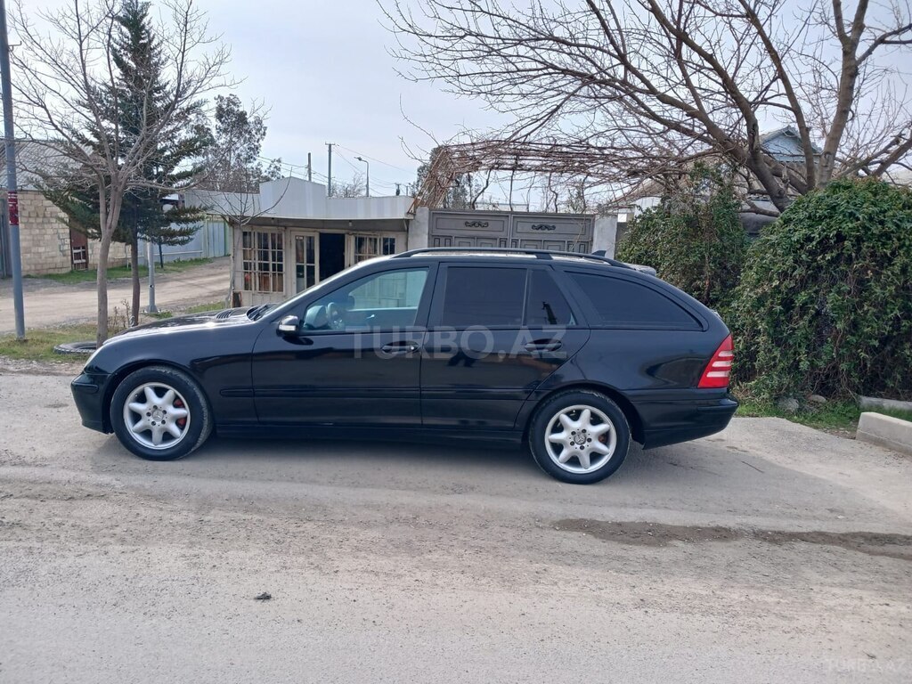 Mercedes C 220