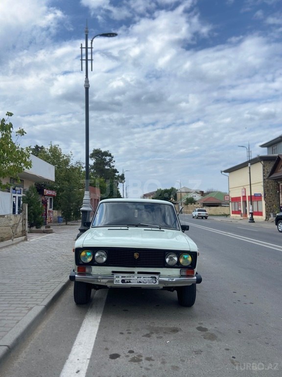 LADA (VAZ) 2106
