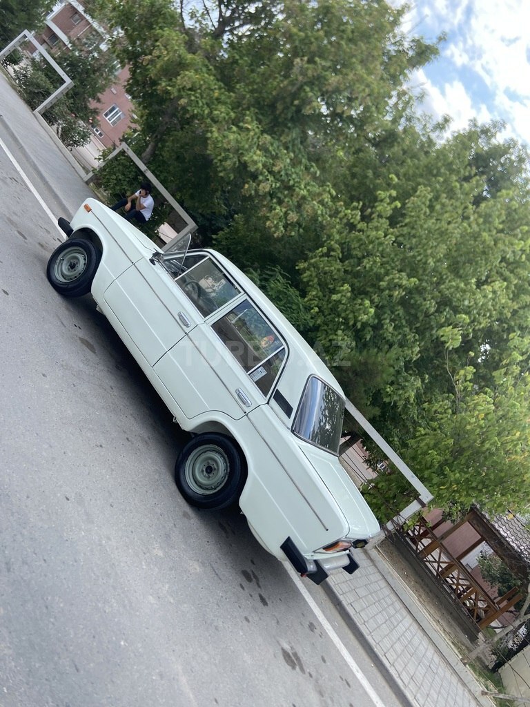 LADA (VAZ) 2106