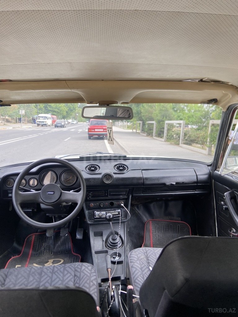LADA (VAZ) 2106