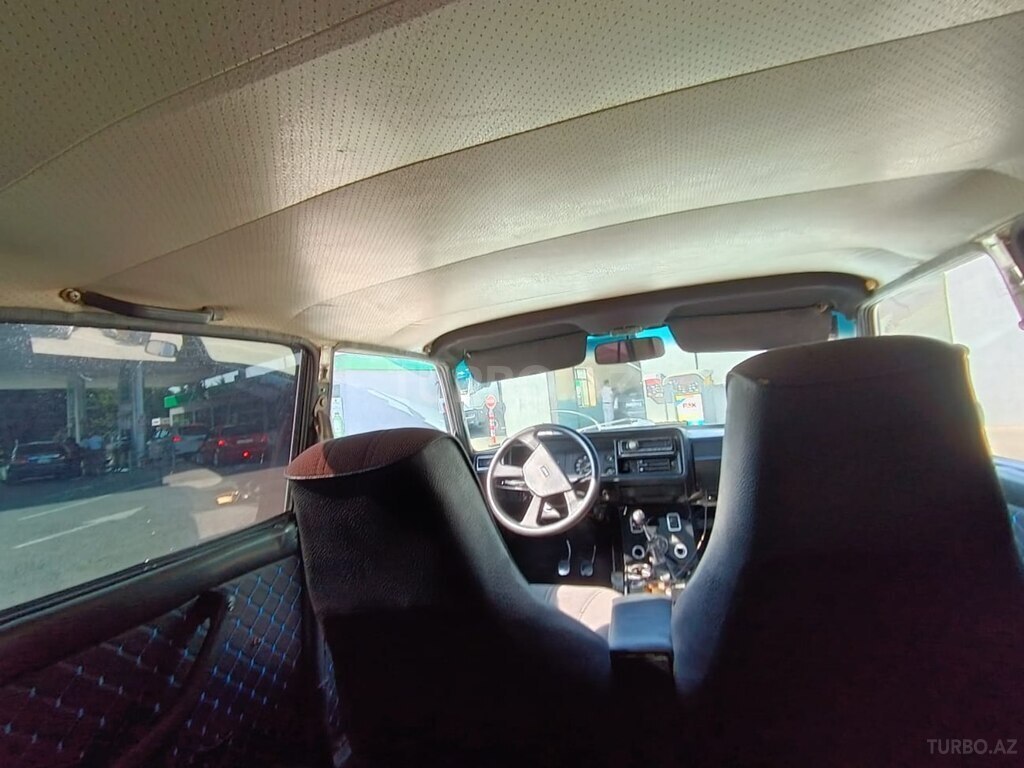 LADA (VAZ) 2107