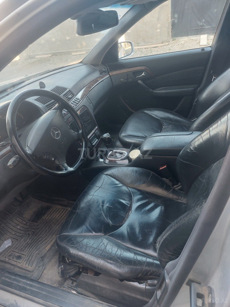 Mercedes S 320