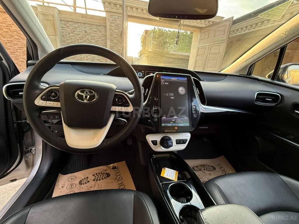 Toyota Prius Prime