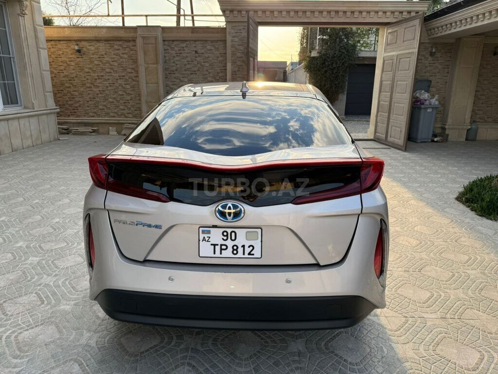 Toyota Prius Prime