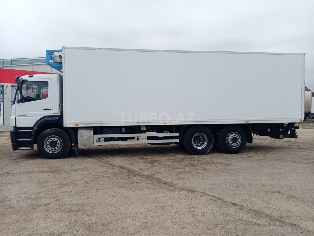 Mercedes Axor 2533