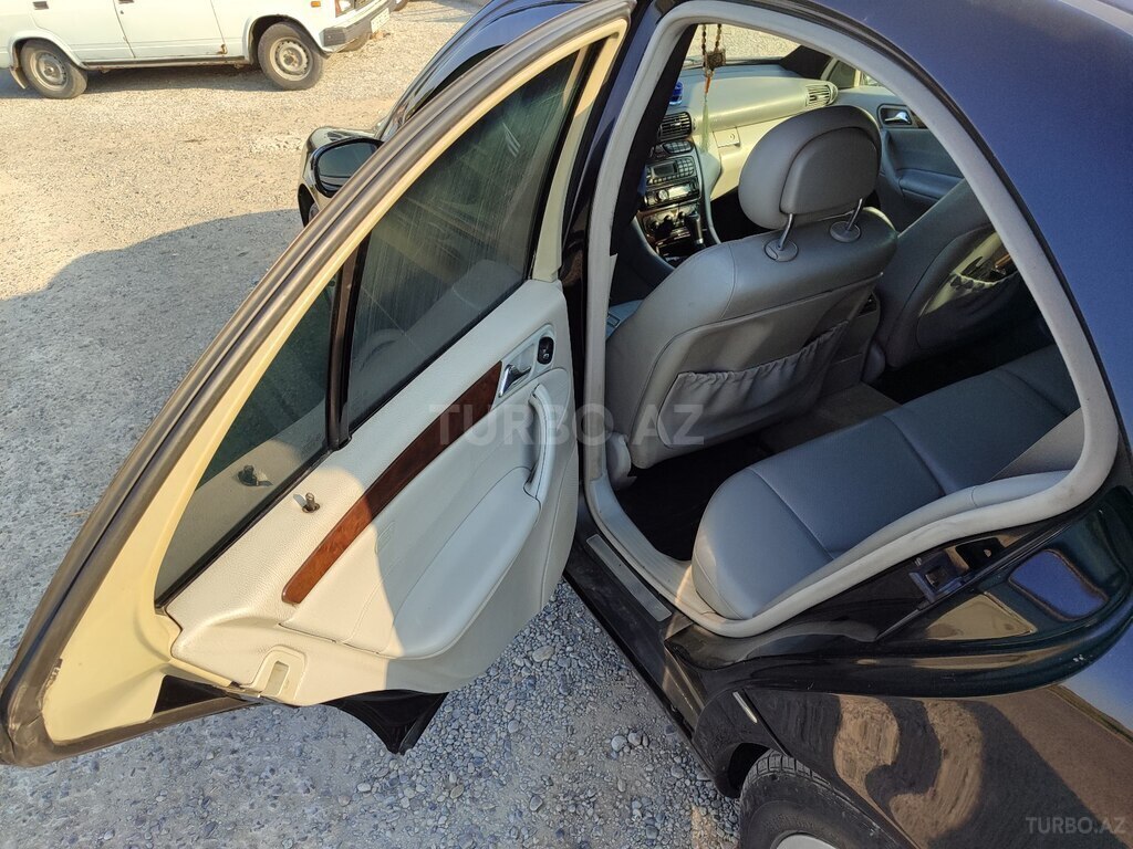 Mercedes C 240 4MATIC